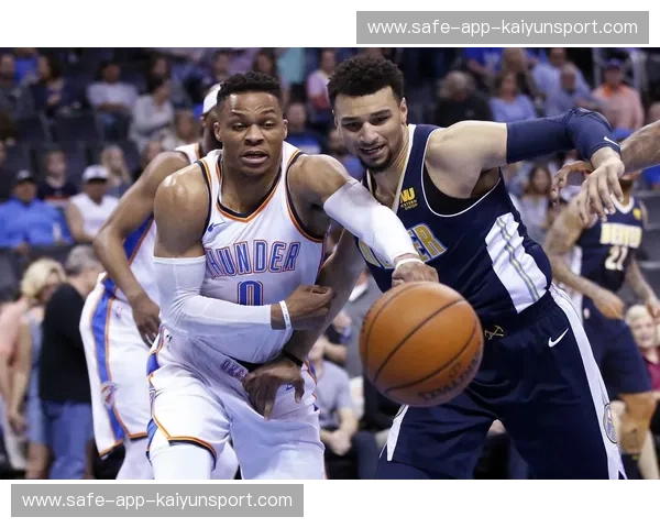 掘金与雷霆：当掘金遇上雷霆，谁能在这片篮球场上掀起惊涛骇浪？